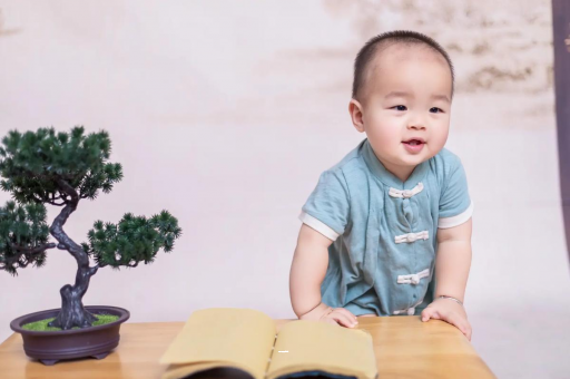 武汉供卵包生男孩怀孕肚子坠坠的感觉